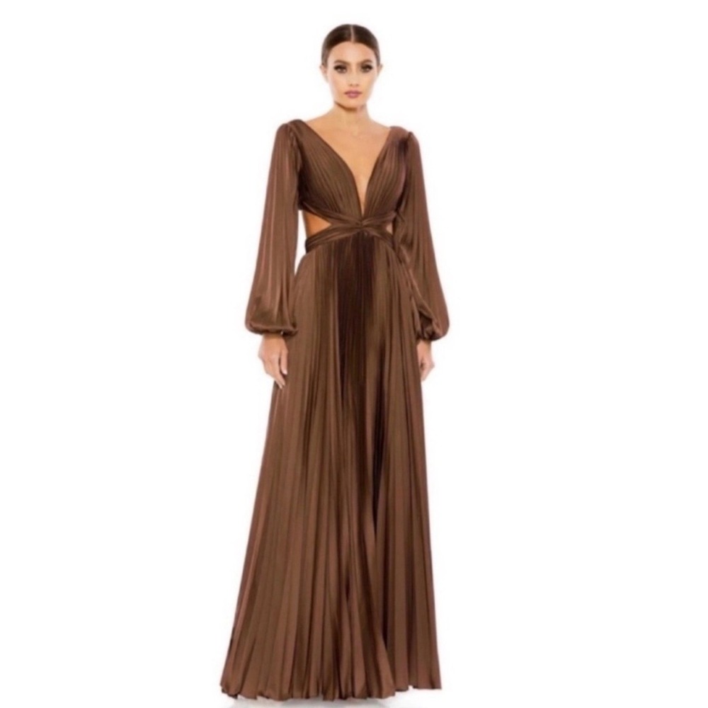 NWT Mac Duggal 26737 Espresso Pleated Charmeuse Open Back Gown Size 10 - Picture 7 of 8